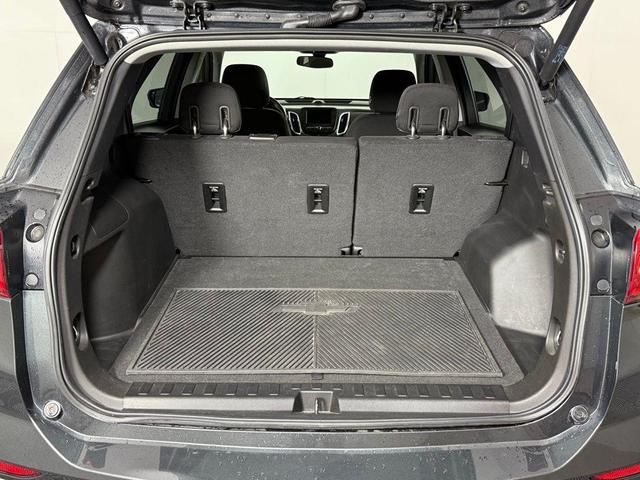 Photo of 2019 Nightfall Gray Metallic Chevrolet Equinox
