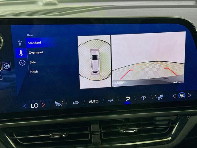 Photo of 2024 Black Chevrolet Equinox EV