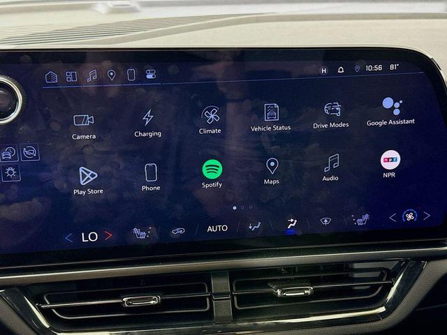 Photo of 2024 Black Chevrolet Equinox EV