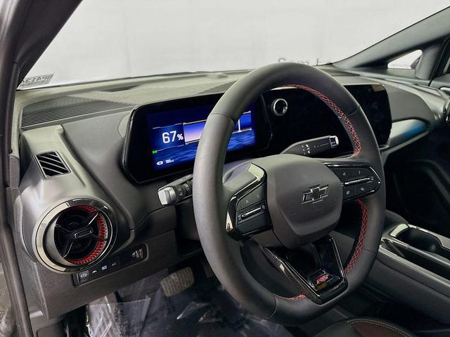 Photo of 2024 Black Chevrolet Equinox EV