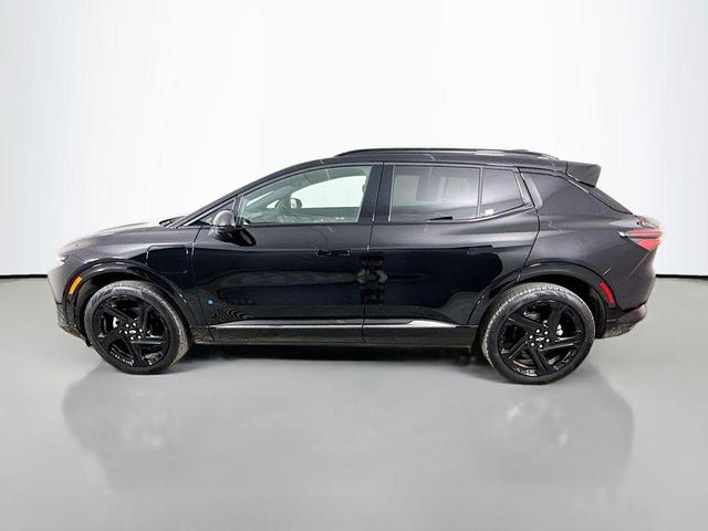 Photo of 2024 Black Chevrolet Equinox EV