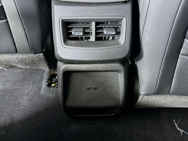 Photo of 2024 Black Chevrolet Equinox EV