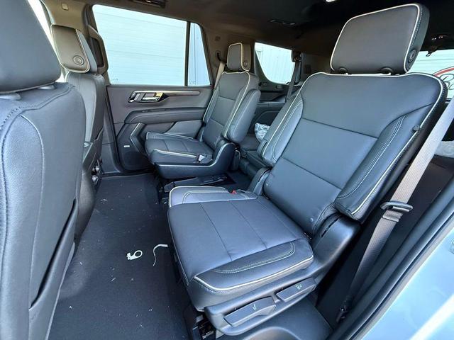 Photo of 2026 Polar White Tricoat Chevrolet Tahoe