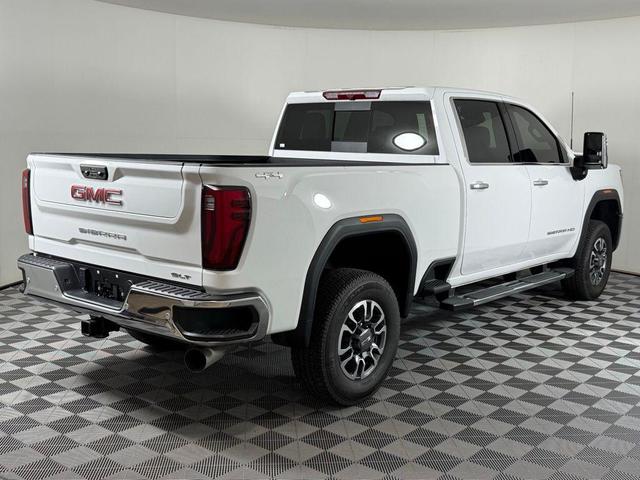 Photo of 2025 Summit White GMC Sierra 2500