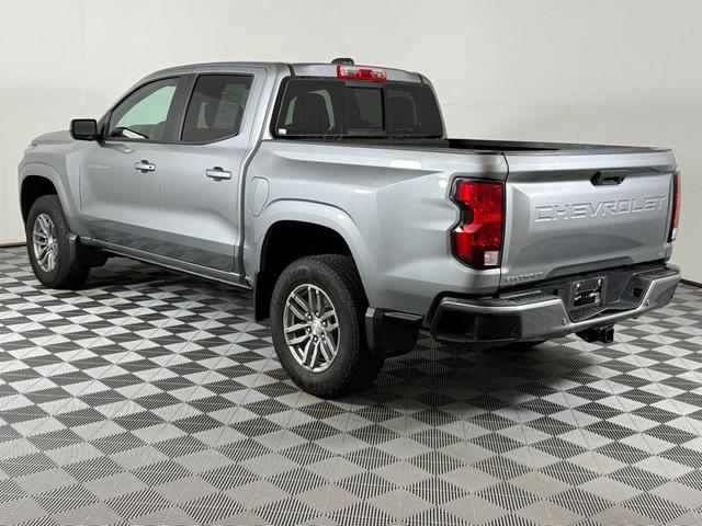 Photo of 2024 Sterling Gray Metallic Chevrolet Colorado