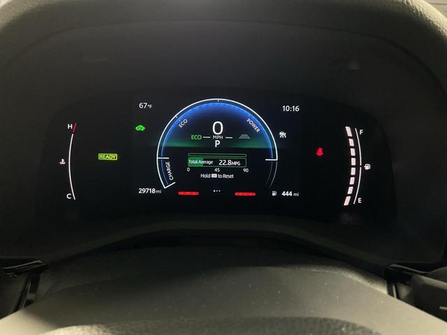 Photo of 2025 Ice Cap Toyota Camry