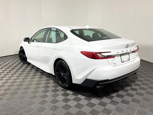 Photo of 2025 Ice Cap Toyota Camry