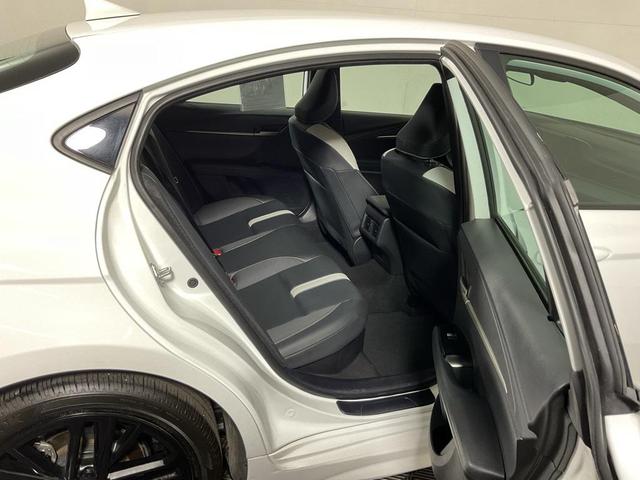 Photo of 2025 Ice Cap Toyota Camry