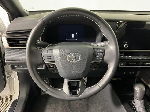 Photo of 2025 Ice Cap Toyota Camry