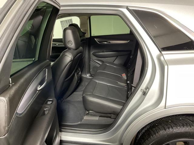 Photo of 2018 Radiant Silver Metallic Cadillac XT5