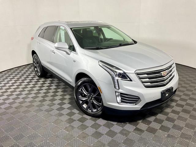 Photo of 2018 Radiant Silver Metallic Cadillac XT5