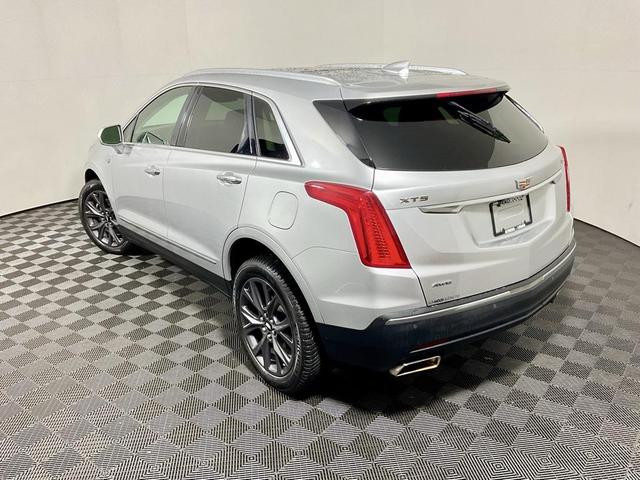 Photo of 2018 Radiant Silver Metallic Cadillac XT5