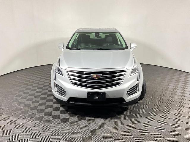 Photo of 2018 Radiant Silver Metallic Cadillac XT5
