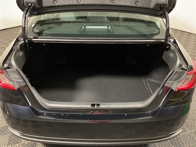 Photo of 2025 Midnight Black Metallic Toyota Camry