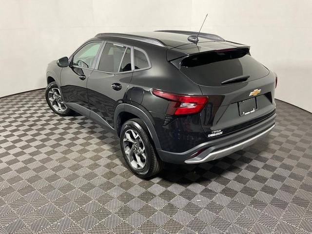 Photo of 2025 Mosaic Black Metallic Chevrolet Trax