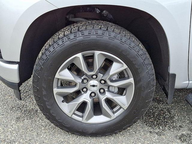 Photo of 2020 Silver Ice Metallic Chevrolet Silverado 1500