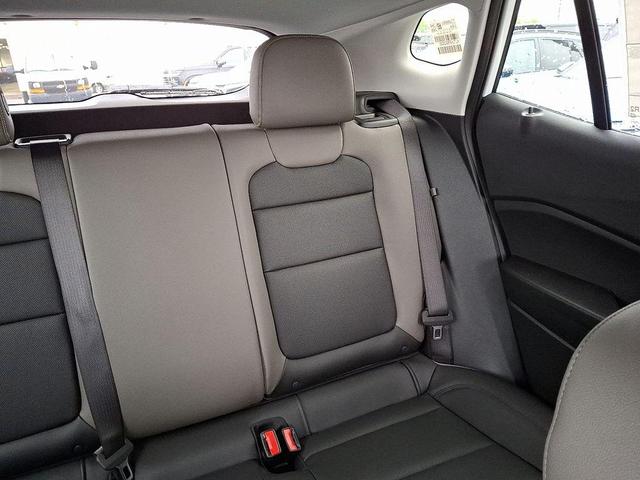Photo of 2025 Summit White Chevrolet Trax