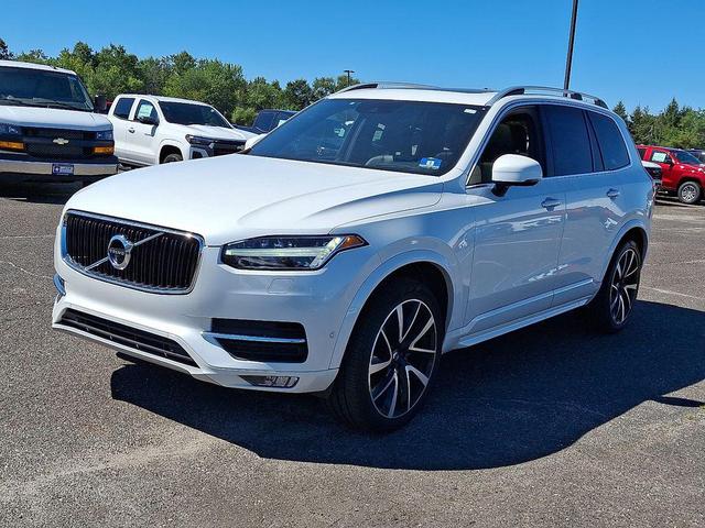 Photo of 2018 White Volvo XC90