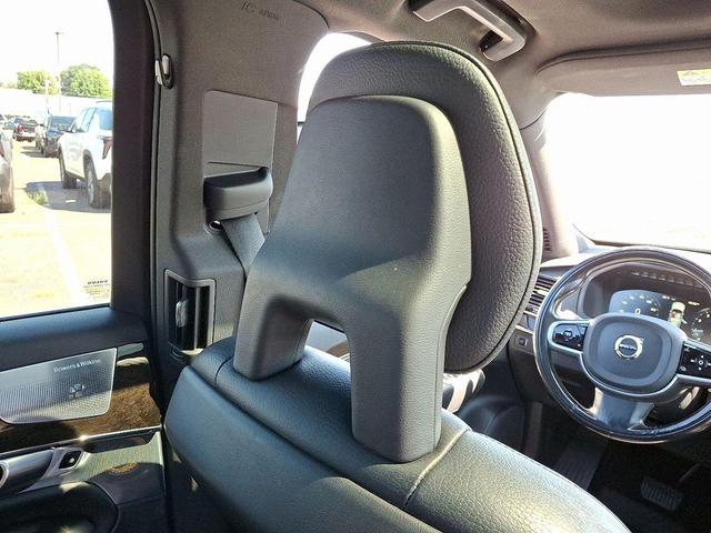 Photo of 2018 White Volvo XC90