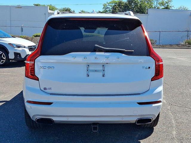 Photo of 2018 White Volvo XC90