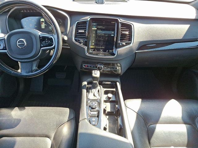 Photo of 2018 White Volvo XC90