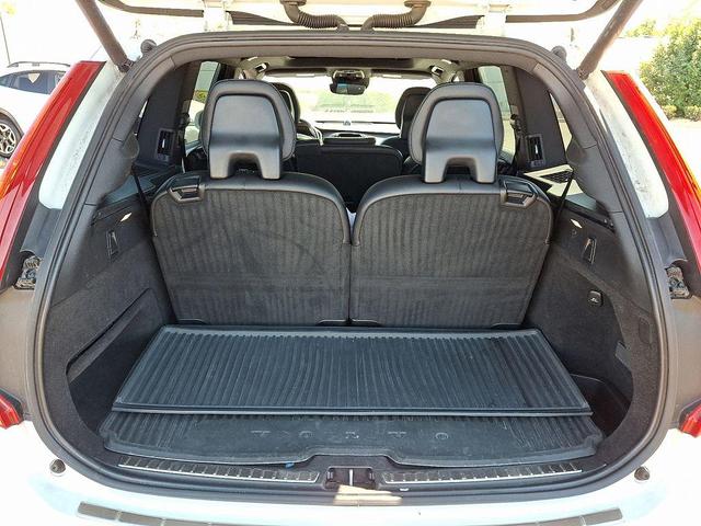 Photo of 2018 White Volvo XC90