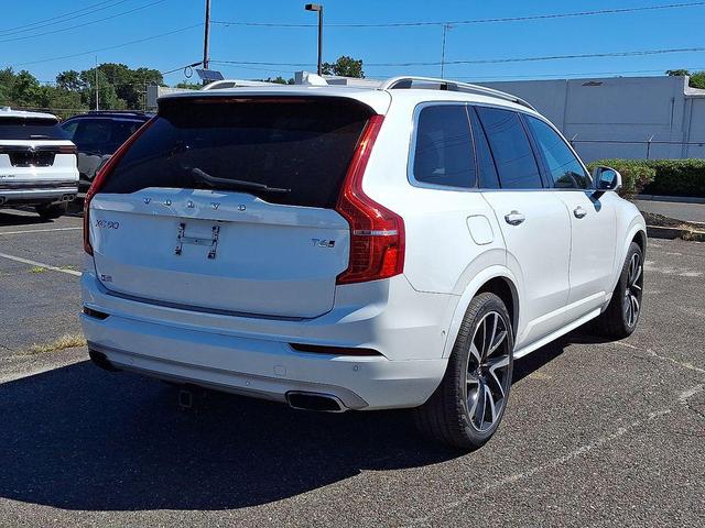 Photo of 2018 White Volvo XC90