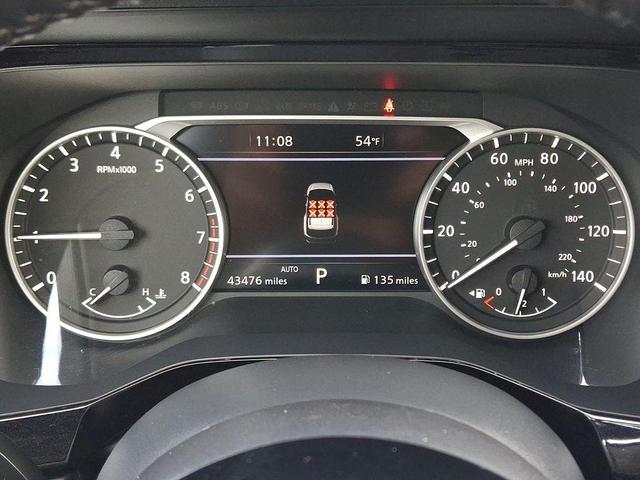 Photo of 2022 Scarlet Ember Tintcoat/Super Black Nissan Pathfinder