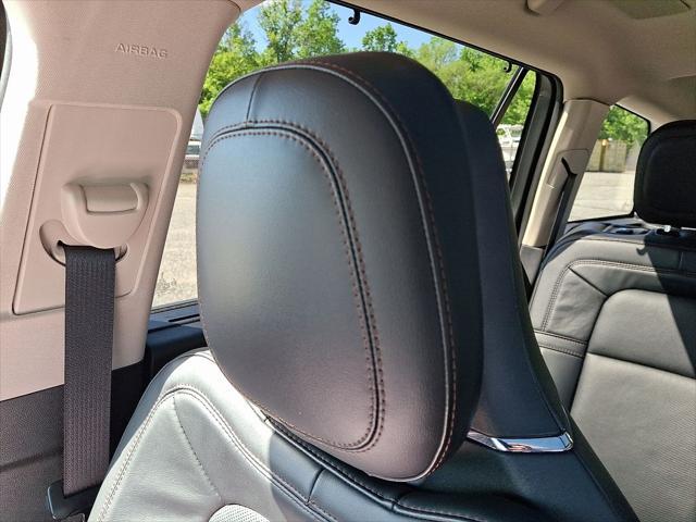 Photo of 2021 Black Lincoln Aviator