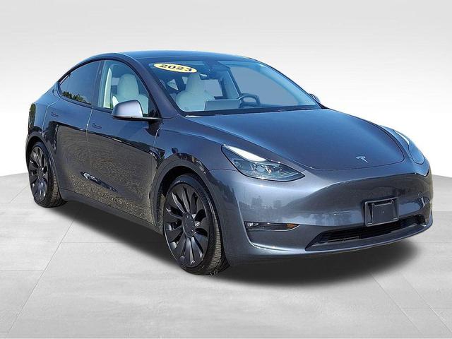 Photo of 2023 Gray Tesla Model Y