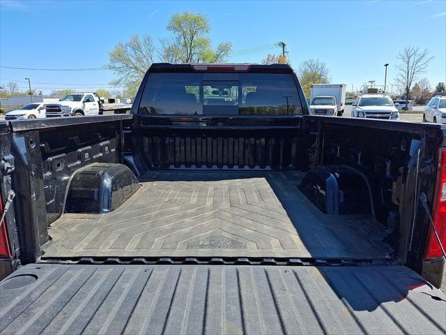 Photo of 2020 Black Chevrolet Silverado 1500