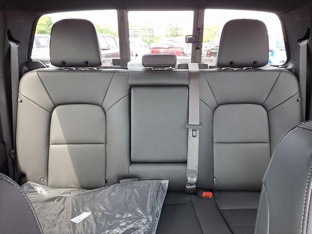 Photo of 2025 Black Chevrolet Colorado
