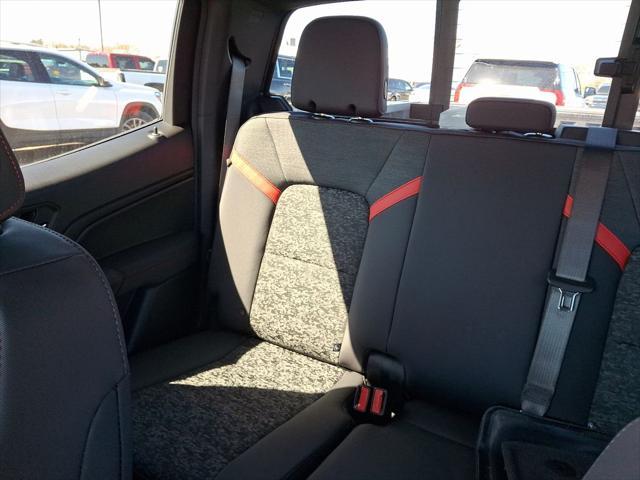 Photo of 2025 Orange Chevrolet Colorado