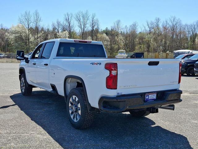 Photo of 2025 Summit White Chevrolet Silverado 2500