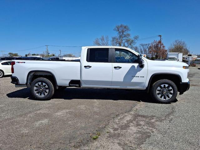 Photo of 2025 Summit White Chevrolet Silverado 2500