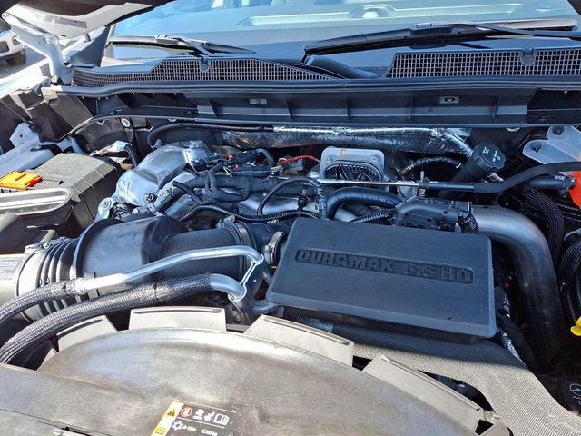 Photo of 2025 Summit White Chevrolet Silverado 2500