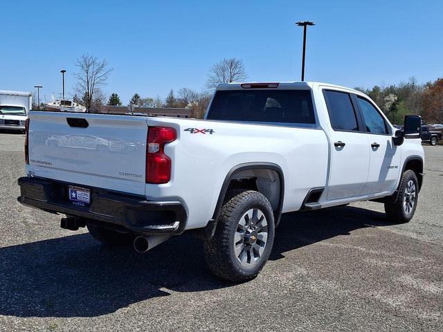Photo of 2025 Summit White Chevrolet Silverado 2500