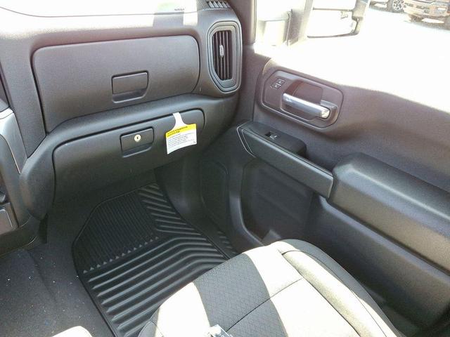 Photo of 2025 Summit White Chevrolet Silverado 2500