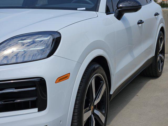 Photo of 2024 Black Porsche Cayenne