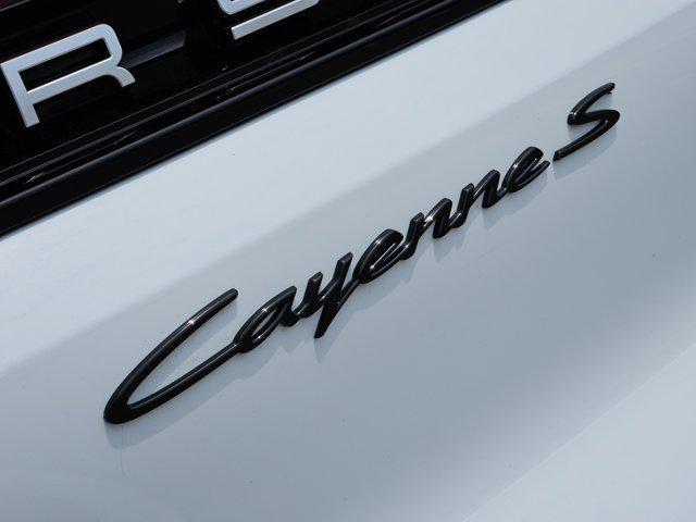 Photo of 2024 Black Porsche Cayenne