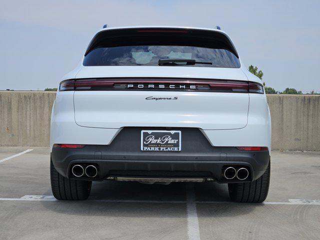 Photo of 2024 Black Porsche Cayenne