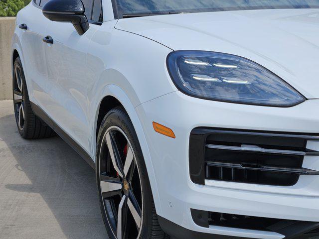 Photo of 2024 Black Porsche Cayenne
