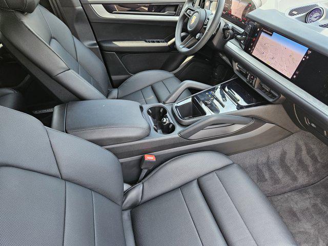 Photo of 2024 Black Porsche Cayenne