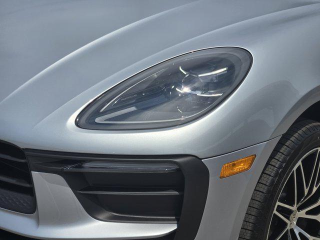 Photo of 2026 Dolomite Silver Metallic Porsche Macan