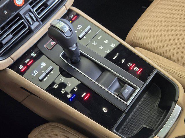 Photo of 2026 Dolomite Silver Metallic Porsche Macan