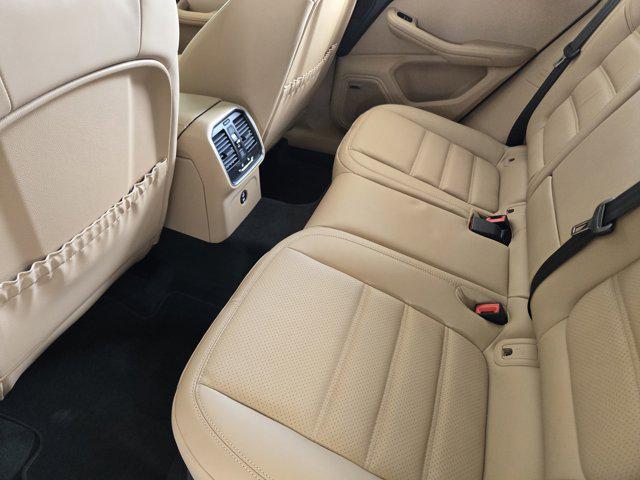 Photo of 2026 Dolomite Silver Metallic Porsche Macan