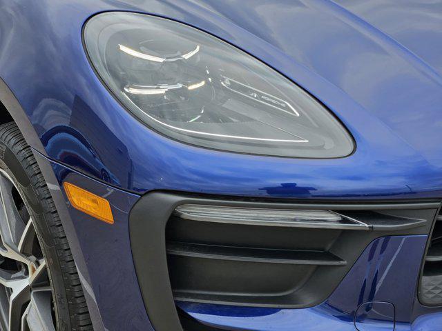 Photo of 2024 Gentian Blue Metallic Porsche Macan