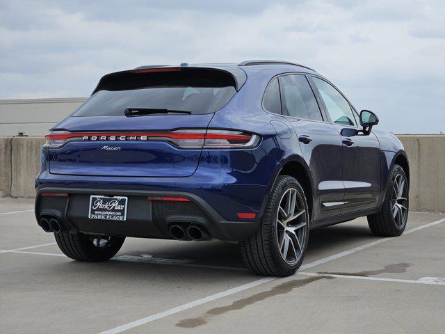 Photo of 2024 Gentian Blue Metallic Porsche Macan