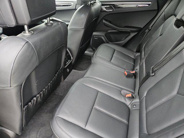 Photo of 2024 Gentian Blue Metallic Porsche Macan