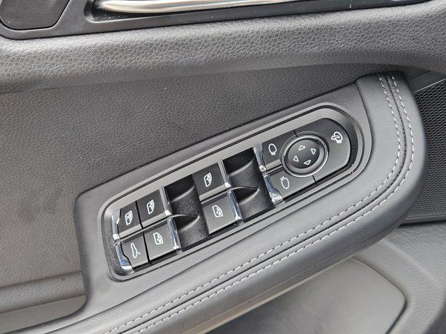 Photo of 2024 Gentian Blue Metallic Porsche Macan